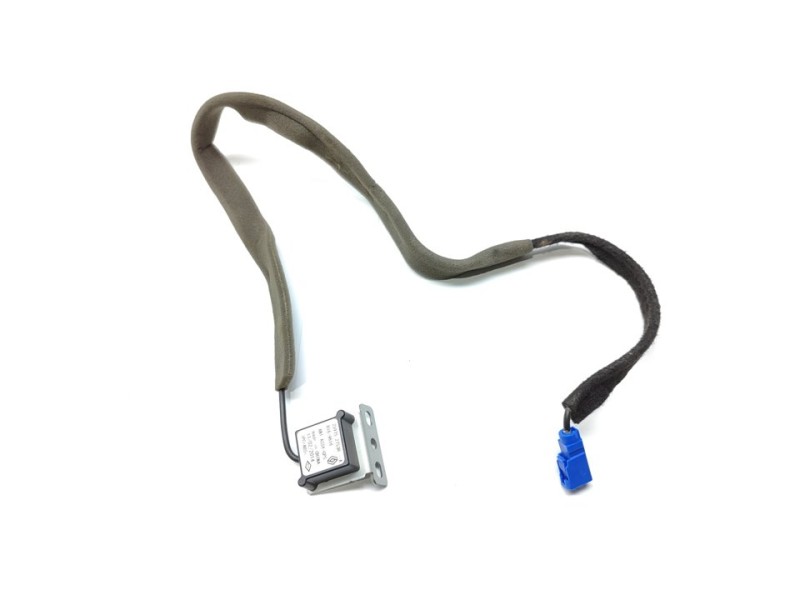 Recambio de antena para renault clio iv business referencia OEM IAM 259752753R  