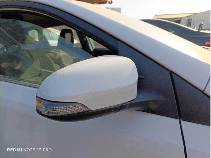 Recambio de retrovisor derecho para toyota auris active referencia OEM IAM 8791002F10  