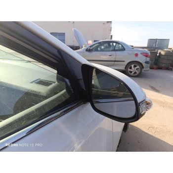 Recambio de retrovisor derecho para toyota auris active referencia OEM IAM 8791002F10  