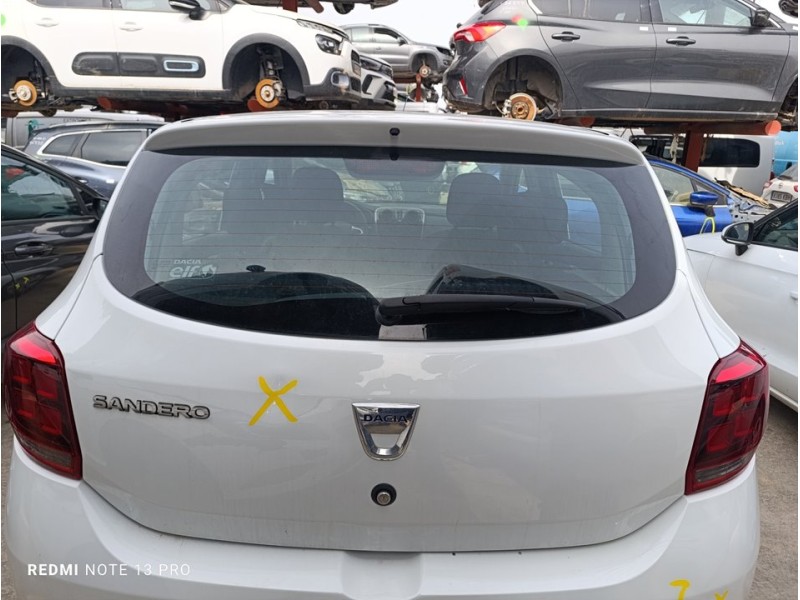 Recambio de porton trasero para dacia sandero ambiance referencia OEM IAM 901003145R  