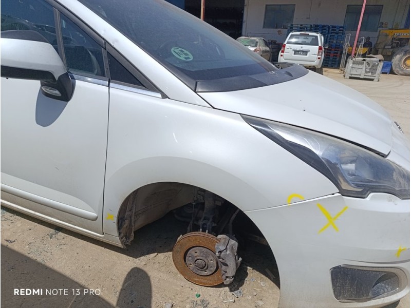 Recambio de aleta delantera derecha para peugeot 5008 access referencia OEM IAM 7841AF  