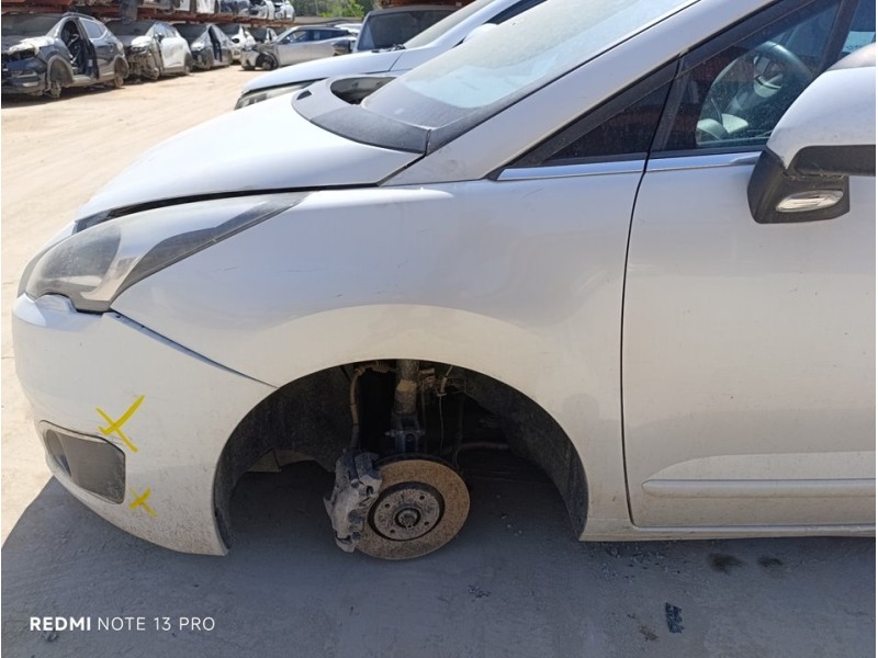 Recambio de aleta delantera izquierda para peugeot 5008 access referencia OEM IAM 7840Y7  