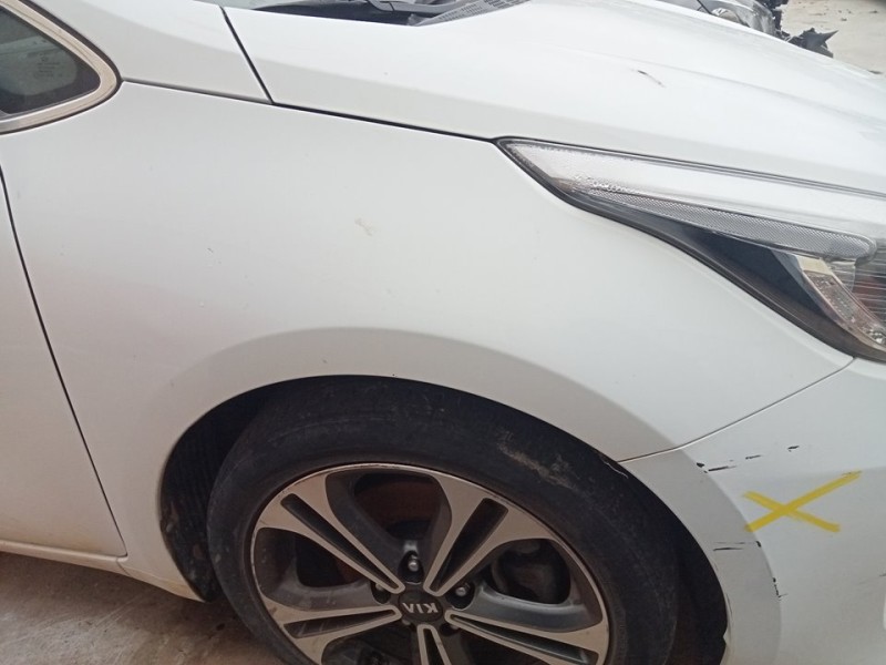 Recambio de aleta delantera derecha para kia pro_cee´d ( ) drive referencia OEM IAM 66321A2000  