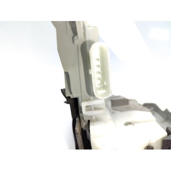 Recambio de cerradura puerta trasera izquierda para audi a3 sedán (8vm) 30 tdi design referencia OEM IAM 8K0839015H  