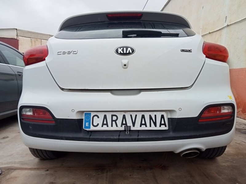 Recambio de paragolpes trasero para kia pro_cee´d ( ) drive referencia OEM IAM 86610A2300  