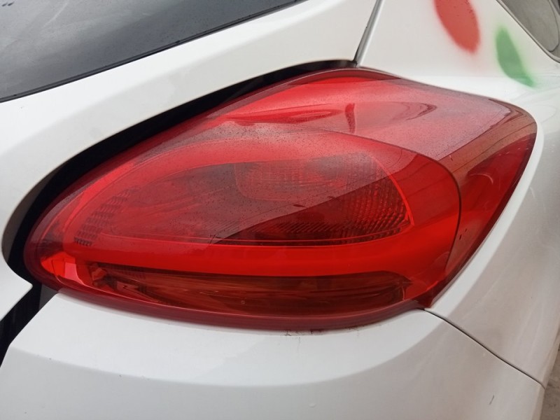 Recambio de piloto trasero derecho para kia pro_cee´d ( ) drive referencia OEM IAM 92402A2720  