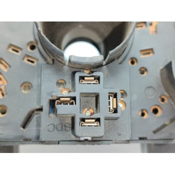 Recambio de mando luces para fiat bravo (182) td 75 s referencia OEM IAM 2775044001  