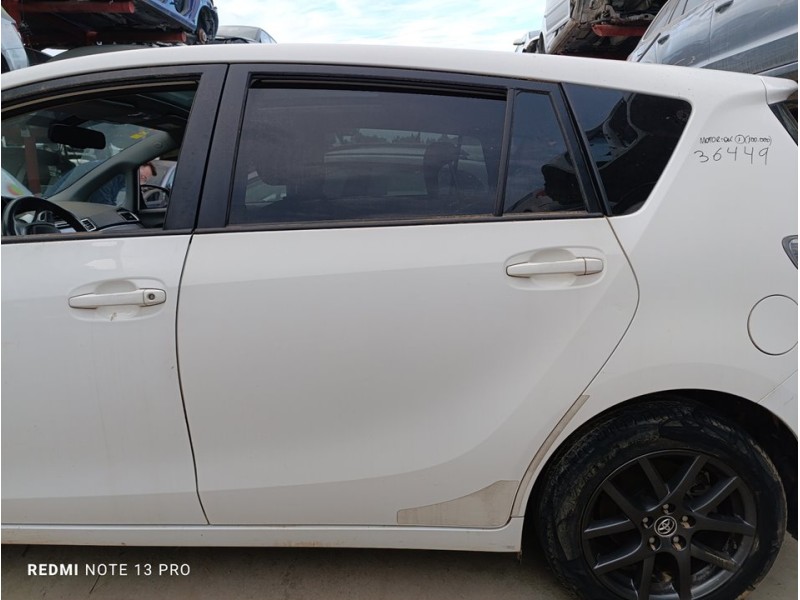 Recambio de puerta trasera izquierda para toyota verso active referencia OEM IAM 670040F040  