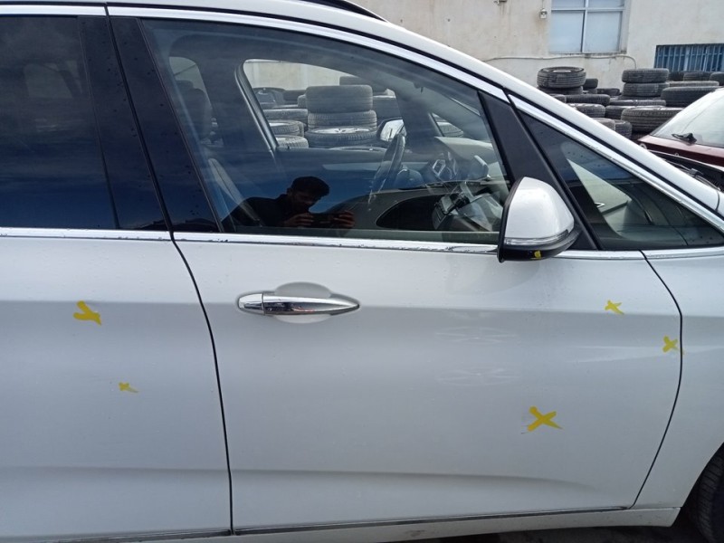 Recambio de puerta delantera derecha para bmw serie 2 gran tourer (f46) 216d referencia OEM IAM 41517392312  