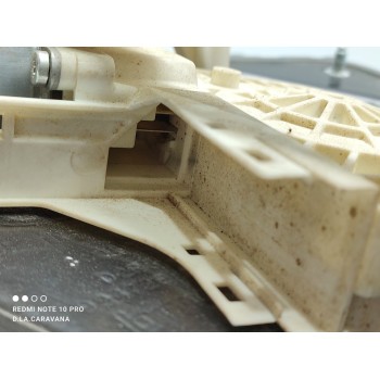 Recambio de elevalunas trasero izquierdo para land rover discovery v6 td hse referencia OEM IAM CVH500130  