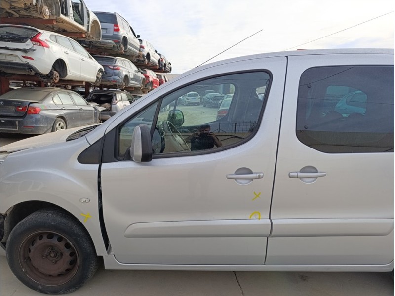 Recambio de puerta delantera izquierda para peugeot partner kombi premium referencia OEM IAM 9002Z3  