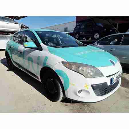 RENAULT MEGANE III BERLINA 5 P