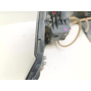 Recambio de paragolpes delantero para opel astra h berlina cosmo referencia OEM IAM 13225745  