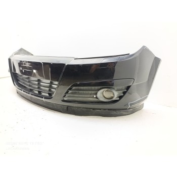 Recambio de paragolpes delantero para opel astra h berlina cosmo referencia OEM IAM 13225745  
