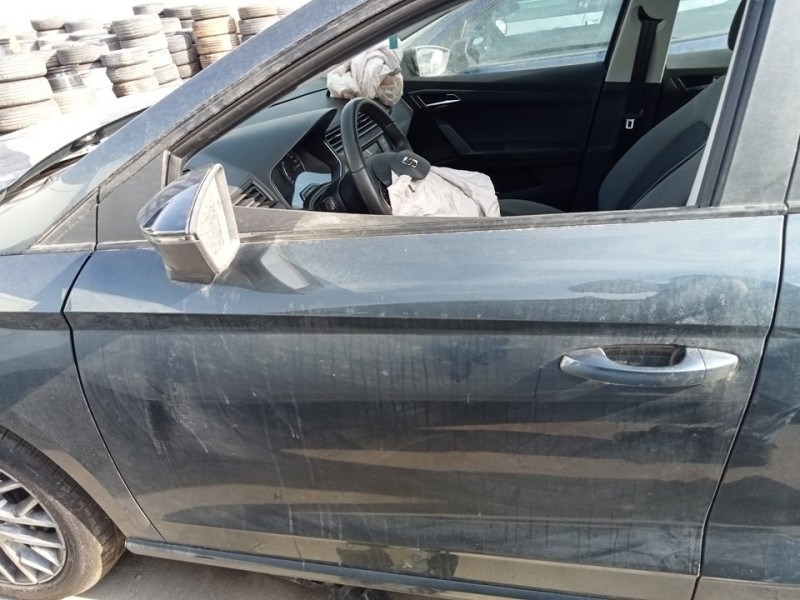 Recambio de puerta delantera izquierda para seat ibiza (kj1) style referencia OEM IAM 6F0831051  