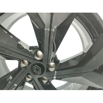 Recambio de llanta para renault austral techno esprit alpine referencia OEM IAM 403008811R  