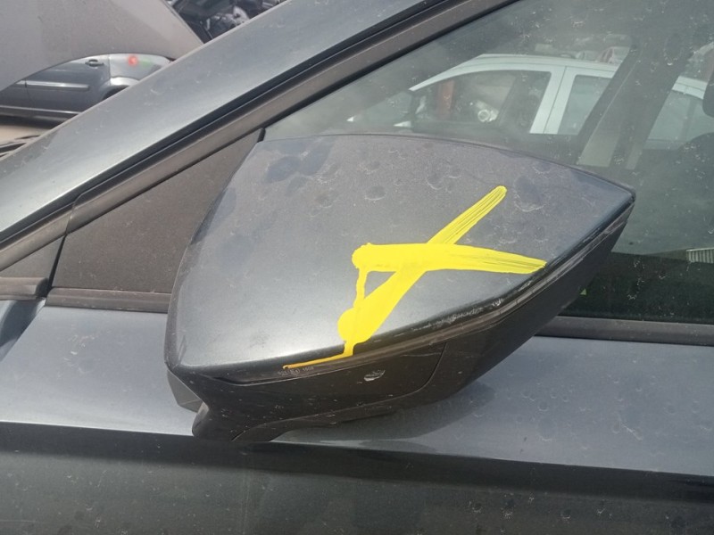 Recambio de retrovisor izquierdo para seat ateca (kh7) style referencia OEM IAM 576857507AC  