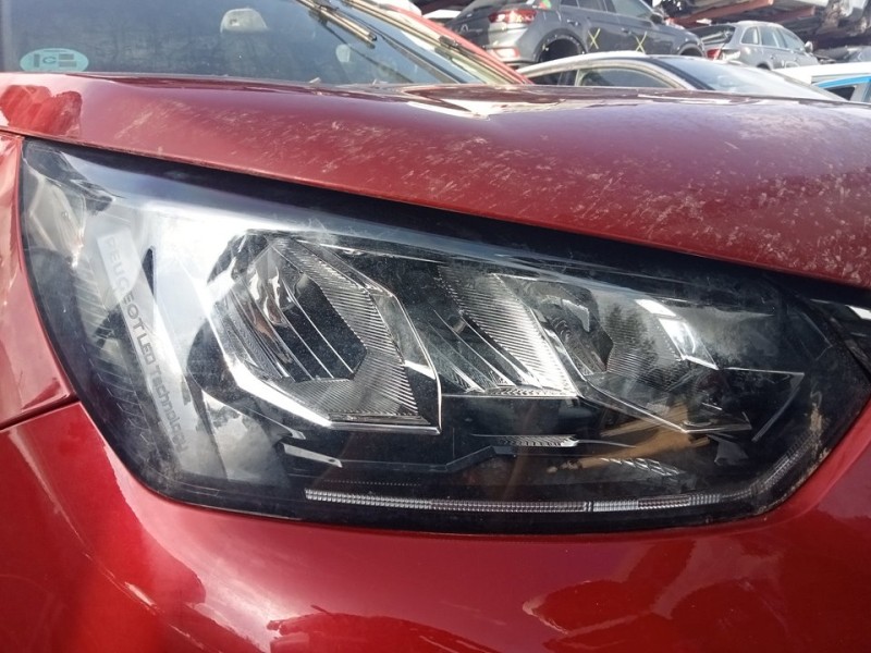 Recambio de faro derecho para peugeot 2008 (p1) allure pack referencia OEM IAM 9833036180  