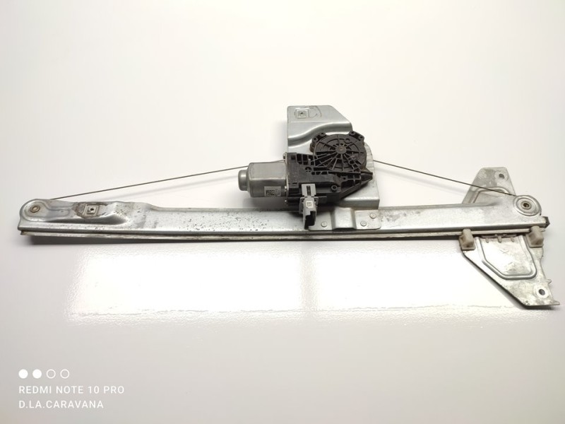 Recambio de elevalunas delantero derecho para peugeot partner kombi premium referencia OEM IAM 9672946580  