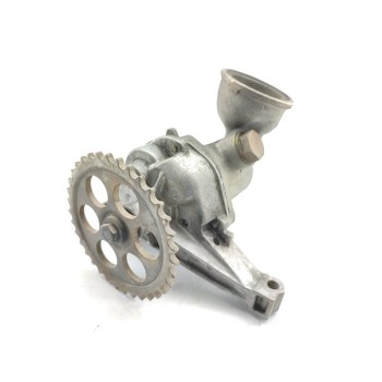 Recambio de bomba aceite para mercedes-benz clase e (w124) berlina d 200 (124.120) referencia OEM IAM 6011810101  