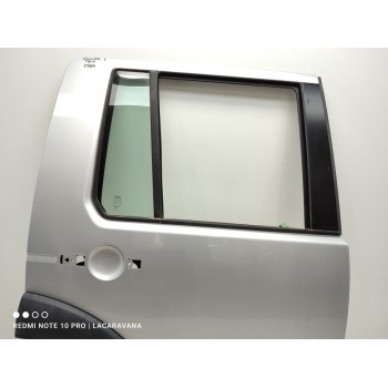 Recambio de puerta trasera derecha para land rover discovery v6 td hse referencia OEM IAM   