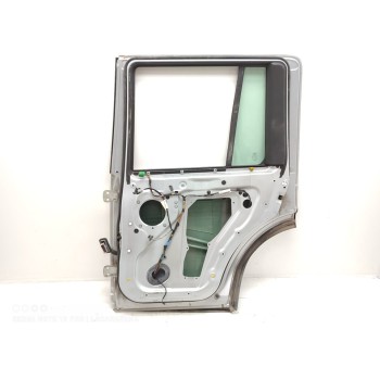 Recambio de puerta trasera derecha para land rover discovery v6 td hse referencia OEM IAM   