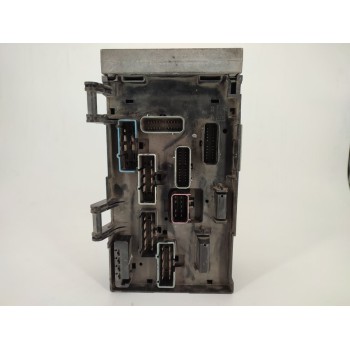 Recambio de caja reles / fusibles para chrysler voyager (es) 2.5 s referencia OEM IAM 04727080AC  