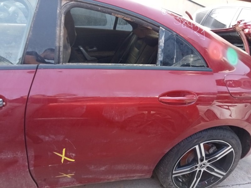 Recambio de puerta trasera izquierda para mercedes-benz cla-klasse (bm 118) cla 180 (118.384) referencia OEM IAM A1187306900  