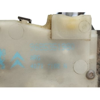 Recambio de cerradura puerta trasera izquierda para citroën c4 lim. white millenium referencia OEM IAM 9685351980  