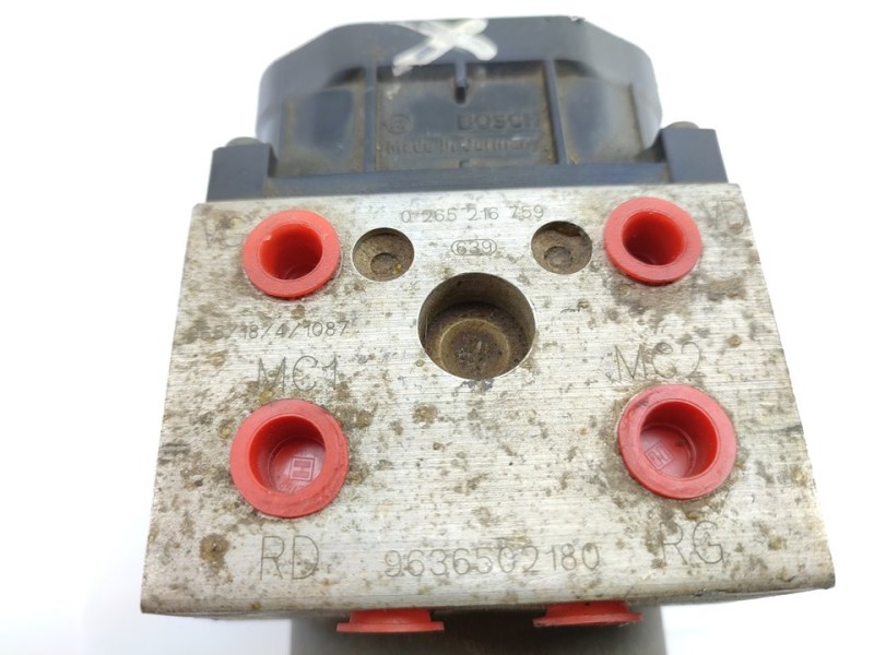 Recambio de abs para citroën xsara berlina 1.4 chrono referencia OEM IAM 9636502180  