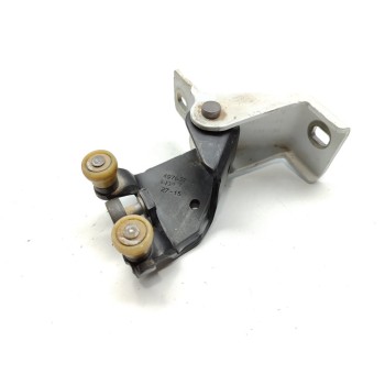Recambio de soporte / guia puerta corredera para dacia dokker ambiance referencia OEM IAM 824A65571R  