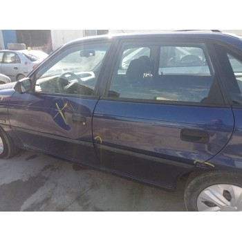 opel astra f berlina del año 1997