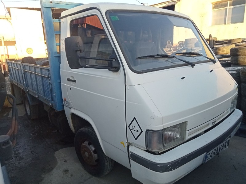 nissan trade caja/chasis del año 2006