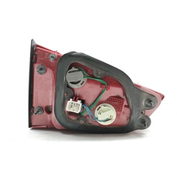 Recambio de piloto trasero derecho interior para kia cee´d sporty wagon drive referencia OEM IAM 92404A2300  