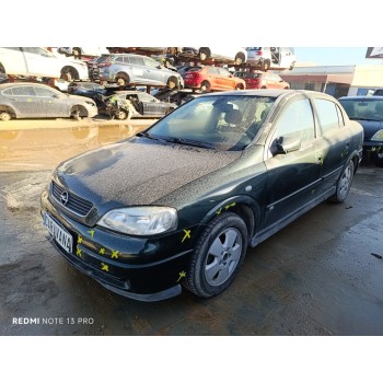 opel astra g berlina del año 2000