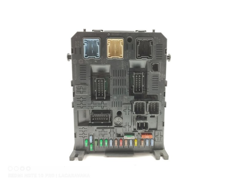 Recambio de caja reles / fusibles para peugeot 407 confort referencia OEM IAM 9664059080  