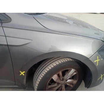 Recambio de aleta delantera derecha para volkswagen polo advance referencia OEM IAM 2G0821106  