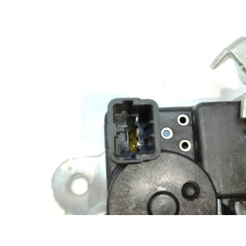 Recambio de cerradura maletero / porton para hyundai i40 gls bluedrive / bluedrive referencia OEM IAM 812302T001  