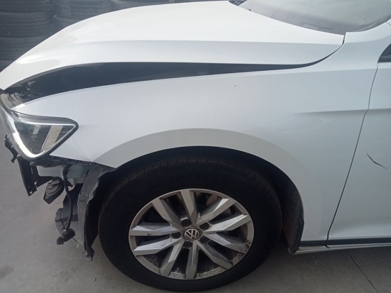 Recambio de aleta delantera izquierda para volkswagen passat variant (3g5) edition bmt referencia OEM IAM 3G0821021A  