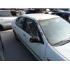 nissan primera berlina (p11) del año 1999