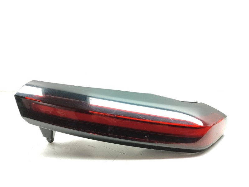 Recambio de piloto trasero derecho interior para citroën c4 berlina plus referencia OEM IAM 9831120580  