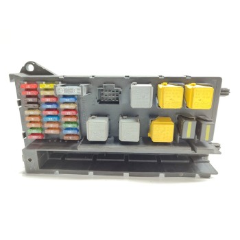 CAJA RELES / FUSIBLES 9065450201 