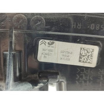 Recambio de piloto trasero derecho interior para citroën c4 berlina plus referencia OEM IAM 9831120580  