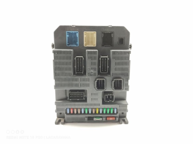 Recambio de caja reles / fusibles para peugeot 308 confort referencia OEM IAM 9663798180  