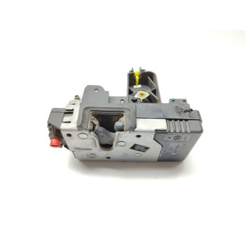 Recambio de cerradura puerta trasera derecha para opel corsa c corsavan (comercial) referencia OEM IAM 13154794  