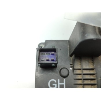 Recambio de cerradura puerta trasera derecha para opel corsa c corsavan (comercial) referencia OEM IAM 13154794  