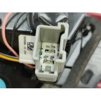 Recambio de piloto trasero izquierdo interior para ford fiesta (ce1) trend referencia OEM IAM H1BB13A603BH  