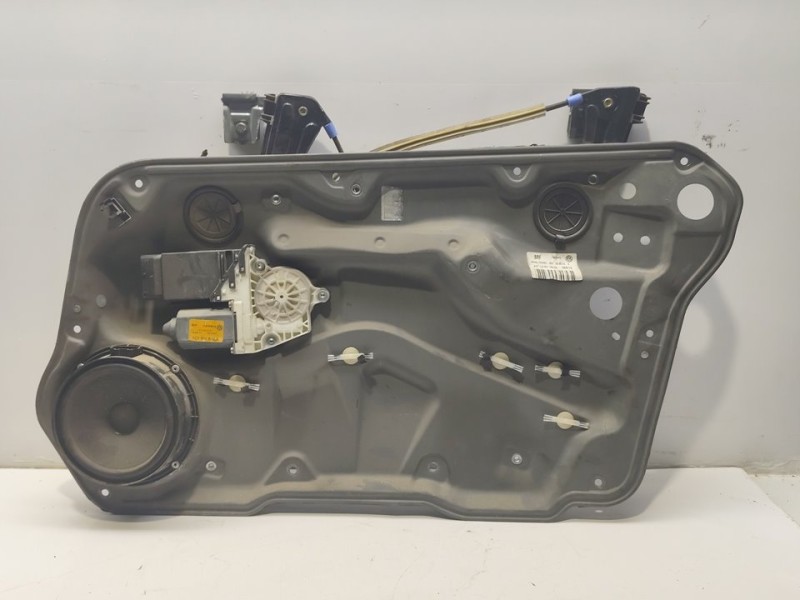 Recambio de elevalunas delantero derecho para volkswagen golf iv berlina (1j1) 1.6 referencia OEM IAM 1J4837756F  