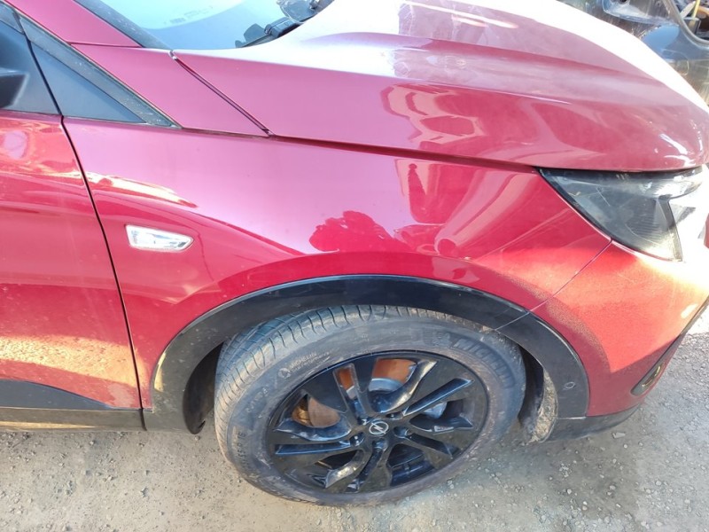 Recambio de aleta delantera derecha para opel grandland x gs referencia OEM IAM 95525664  