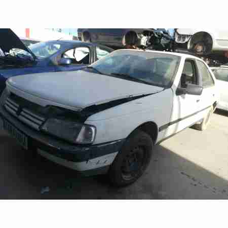 PEUGEOT 405 BERLINA